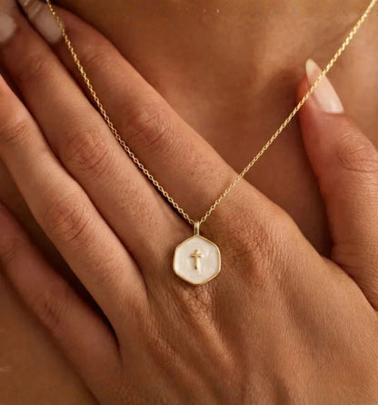 Parelmoer Kruis Ketting